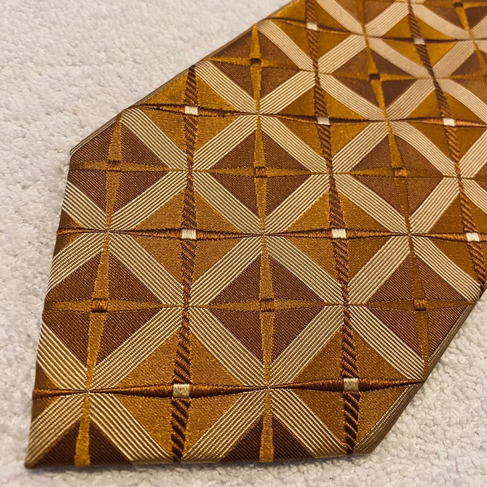 Brand New Trendy Tie By RBM